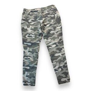 Juniors Camo Skinny Jeans 13